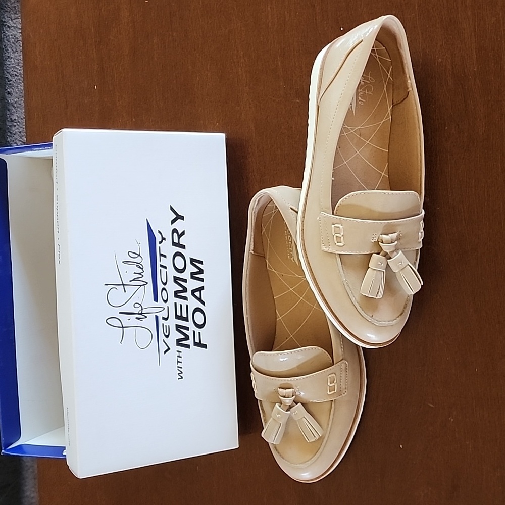 LifeStride Shoes sz 7wide
